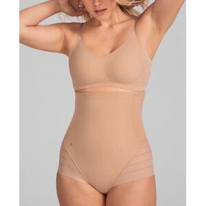 NWT HoneyLove Queen Brief in Sand